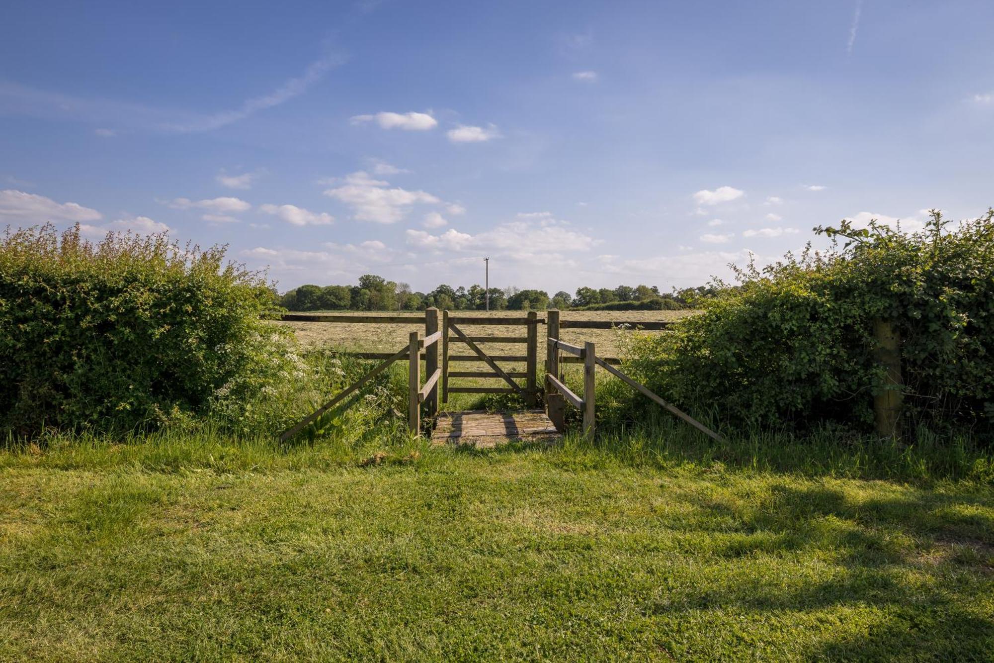 Little Park Farm Queen Anne Farmhouse & Apartments Stratfield Mortimer 外观 照片