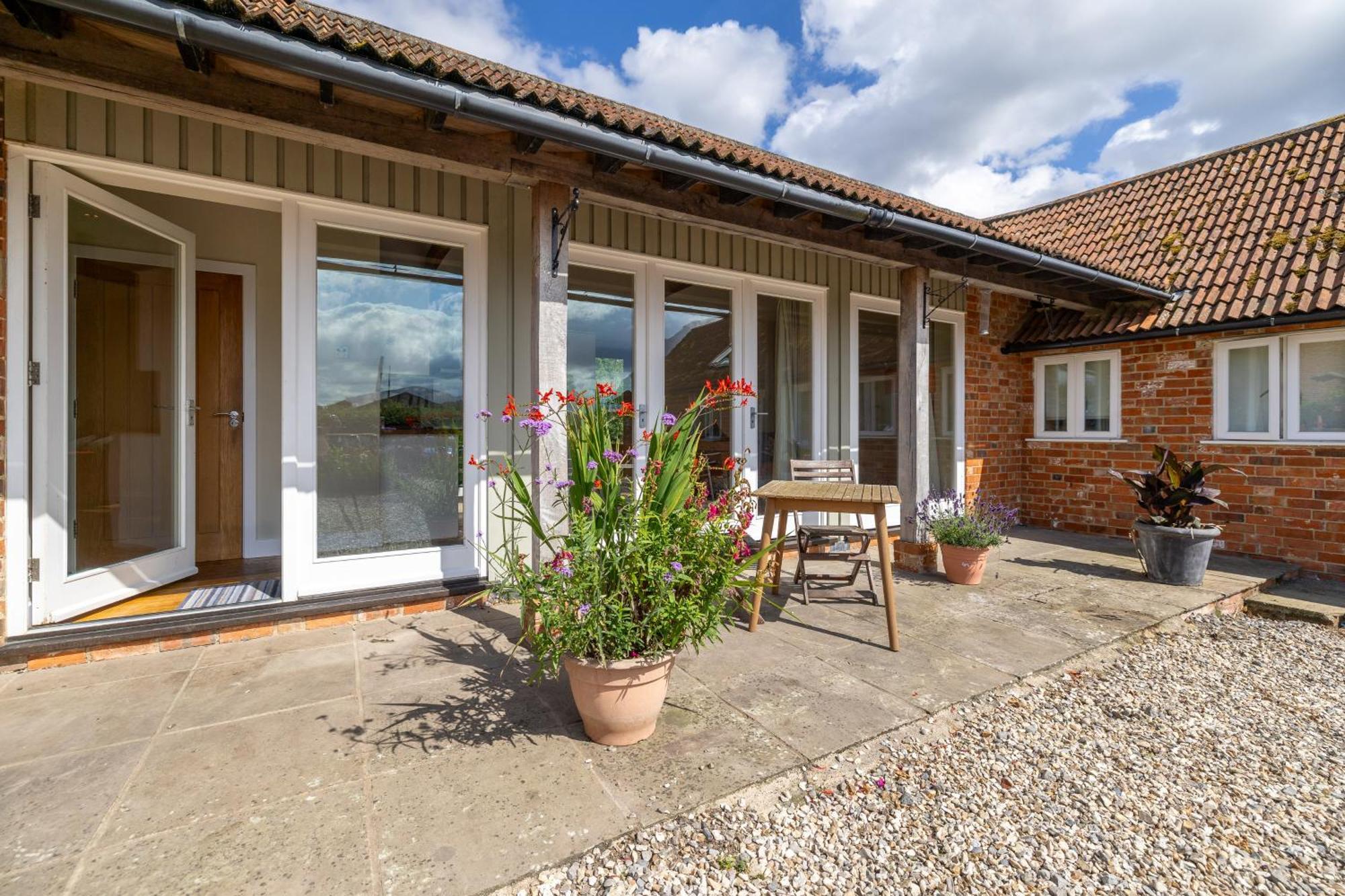 Little Park Farm Queen Anne Farmhouse & Apartments Stratfield Mortimer 外观 照片