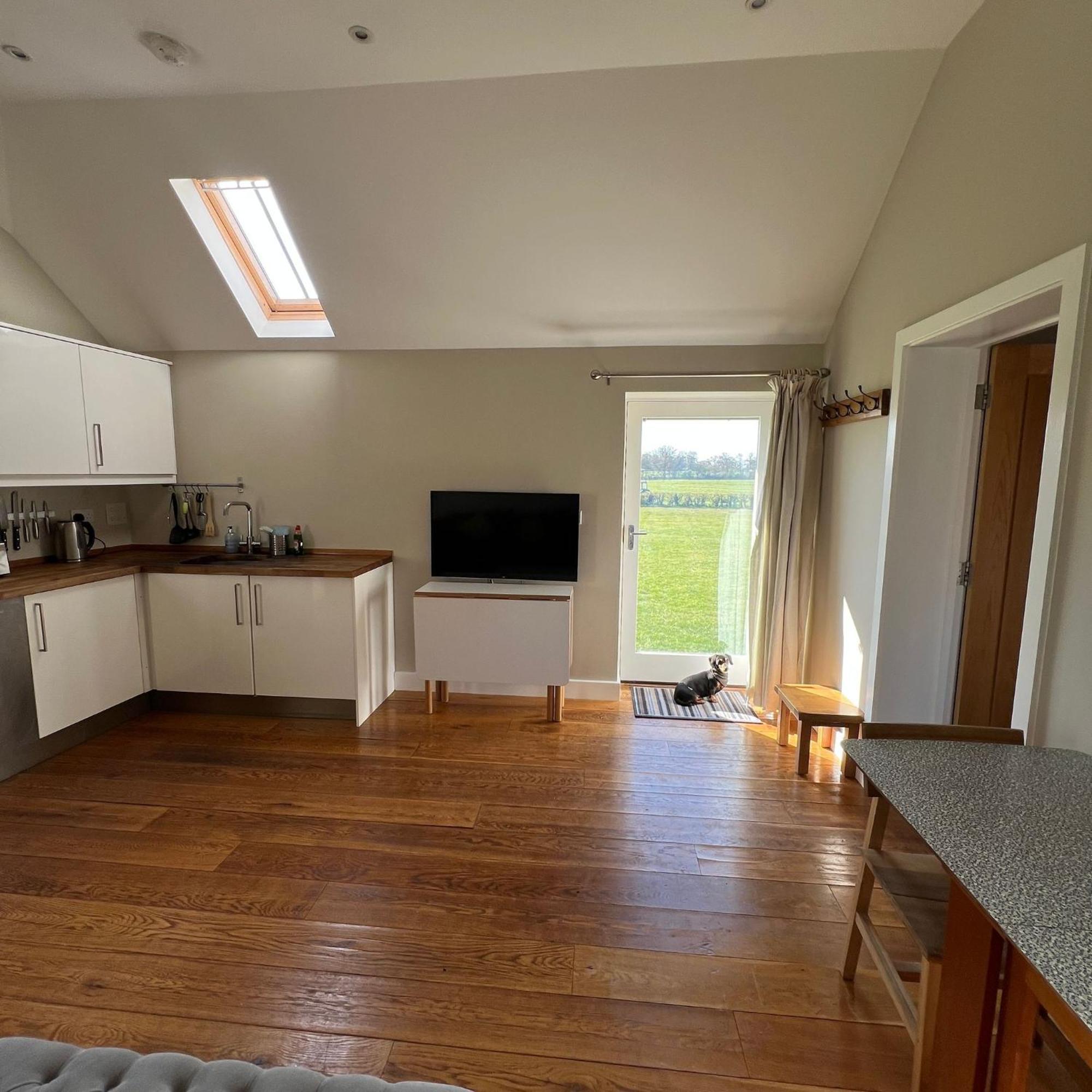 Little Park Farm Queen Anne Farmhouse & Apartments Stratfield Mortimer 外观 照片