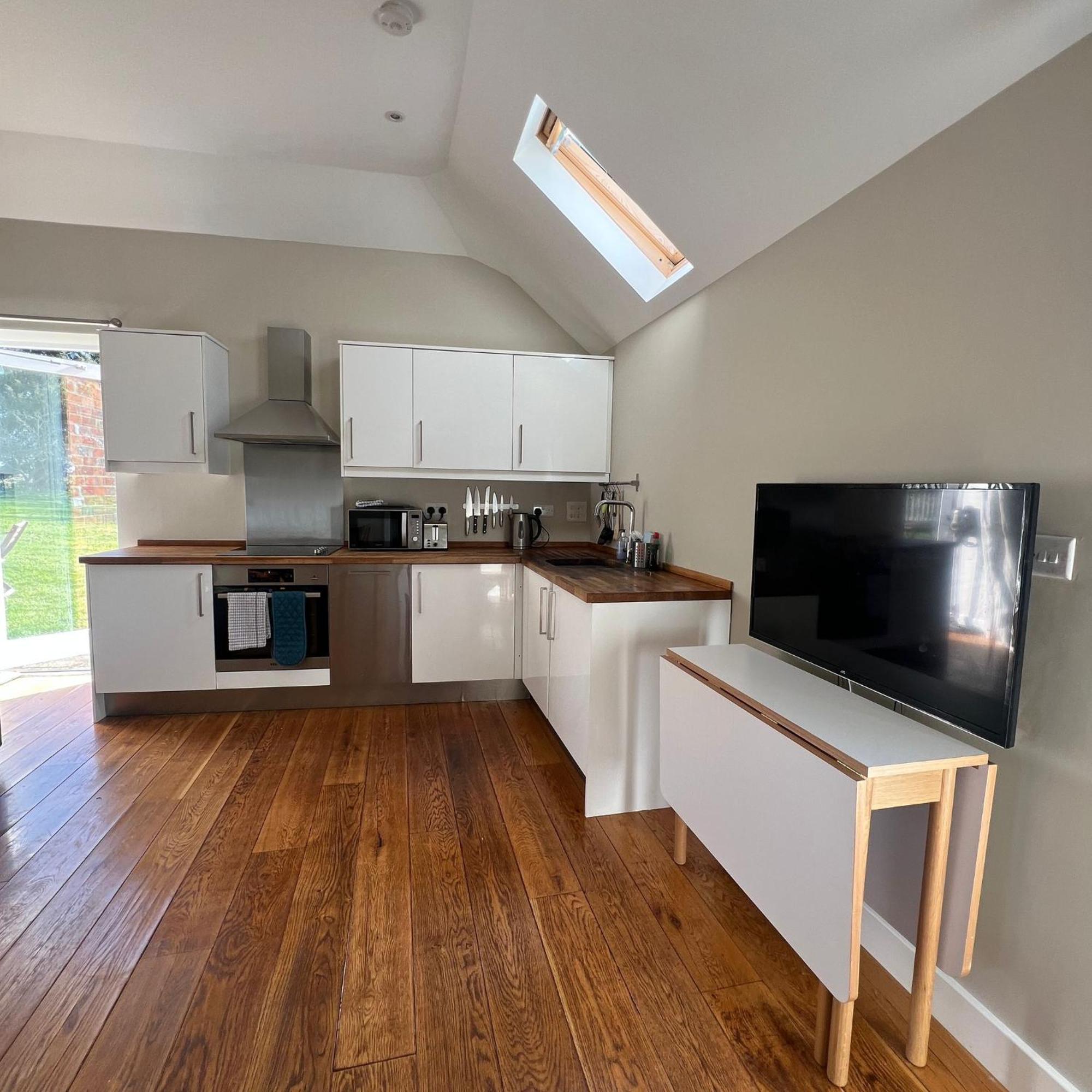 Little Park Farm Queen Anne Farmhouse & Apartments Stratfield Mortimer 外观 照片