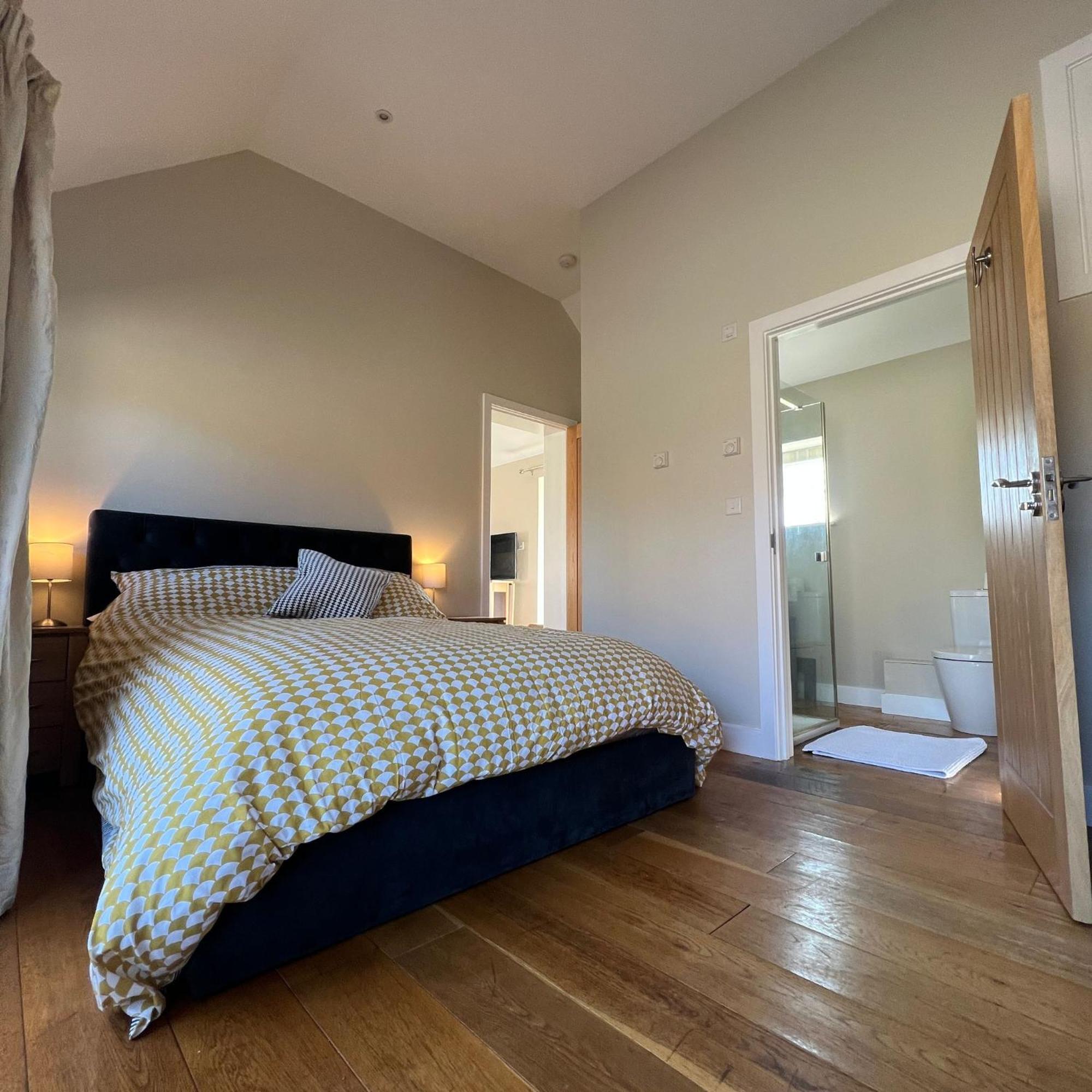 Little Park Farm Queen Anne Farmhouse & Apartments Stratfield Mortimer 外观 照片